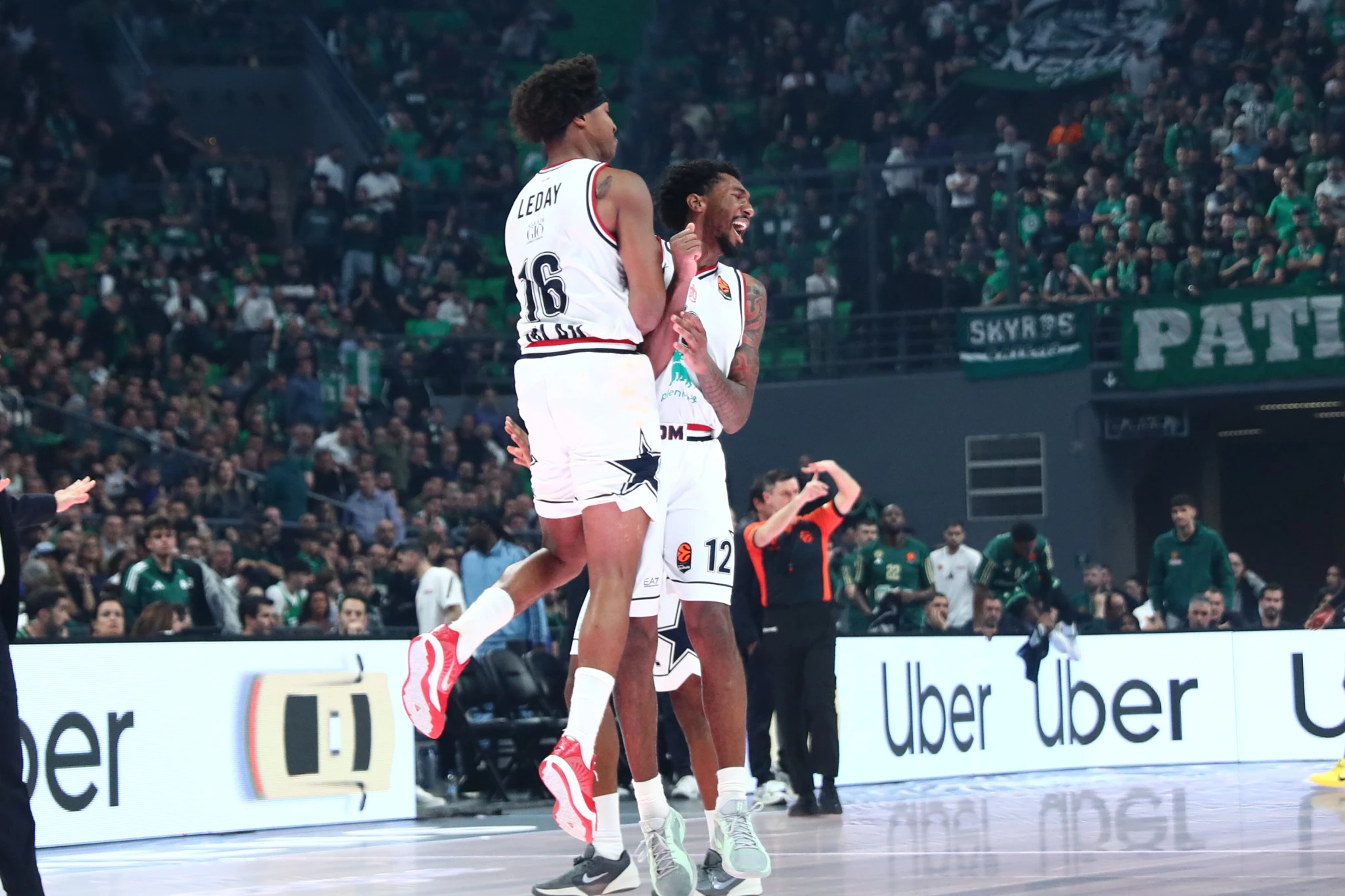 Ζακ ΛεΝτέι κι Αρμόνι Μπρουκς ετοιμάζονται για... παραμονή στο Μιλάνο / Πηγή: ΙΝΤΙΜΕ