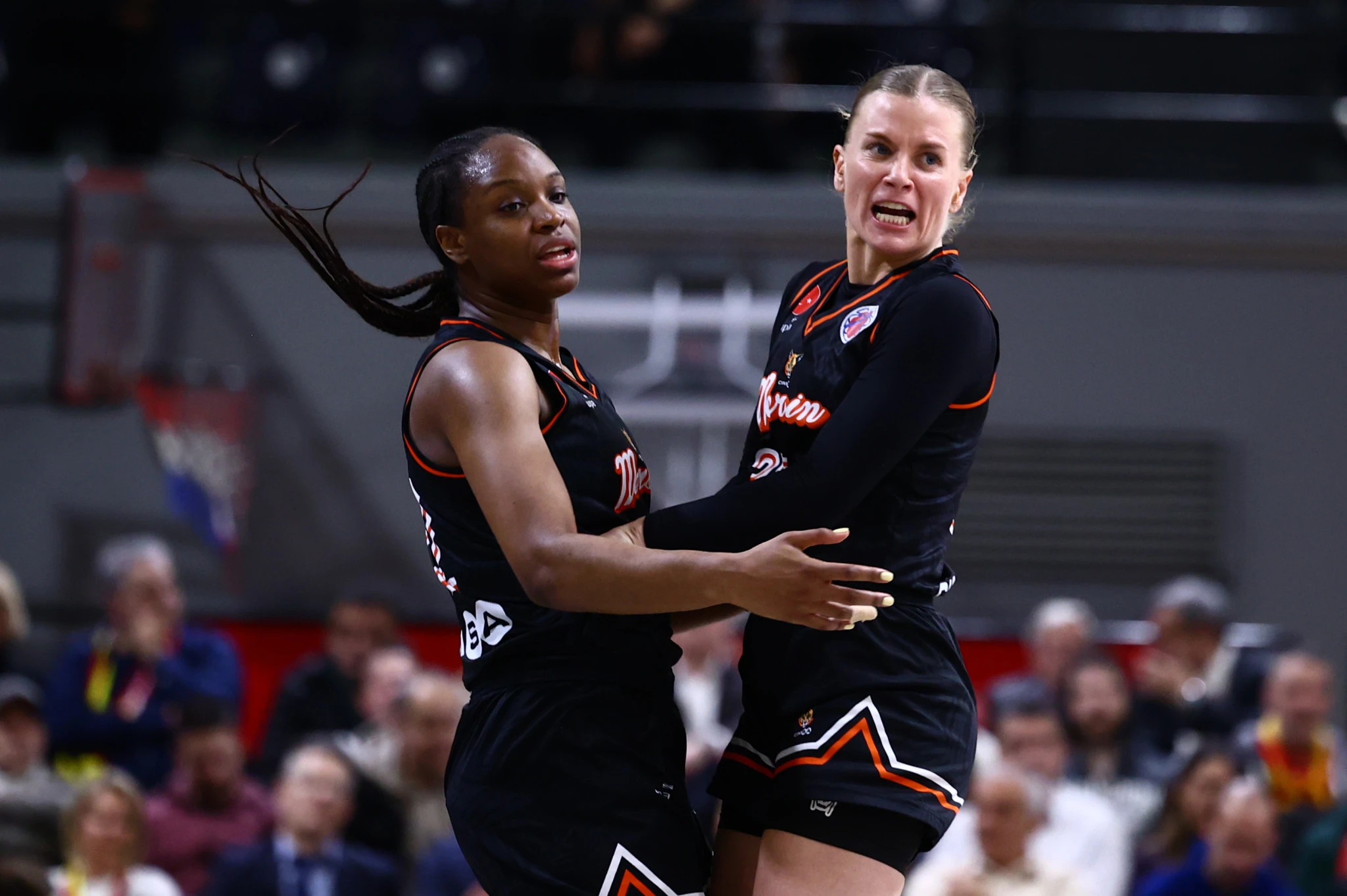 Οι... All-Star παίκτριες της Μερσίν στο «Μ. Λιούγκας» / ΙΝΤΙΜΕ