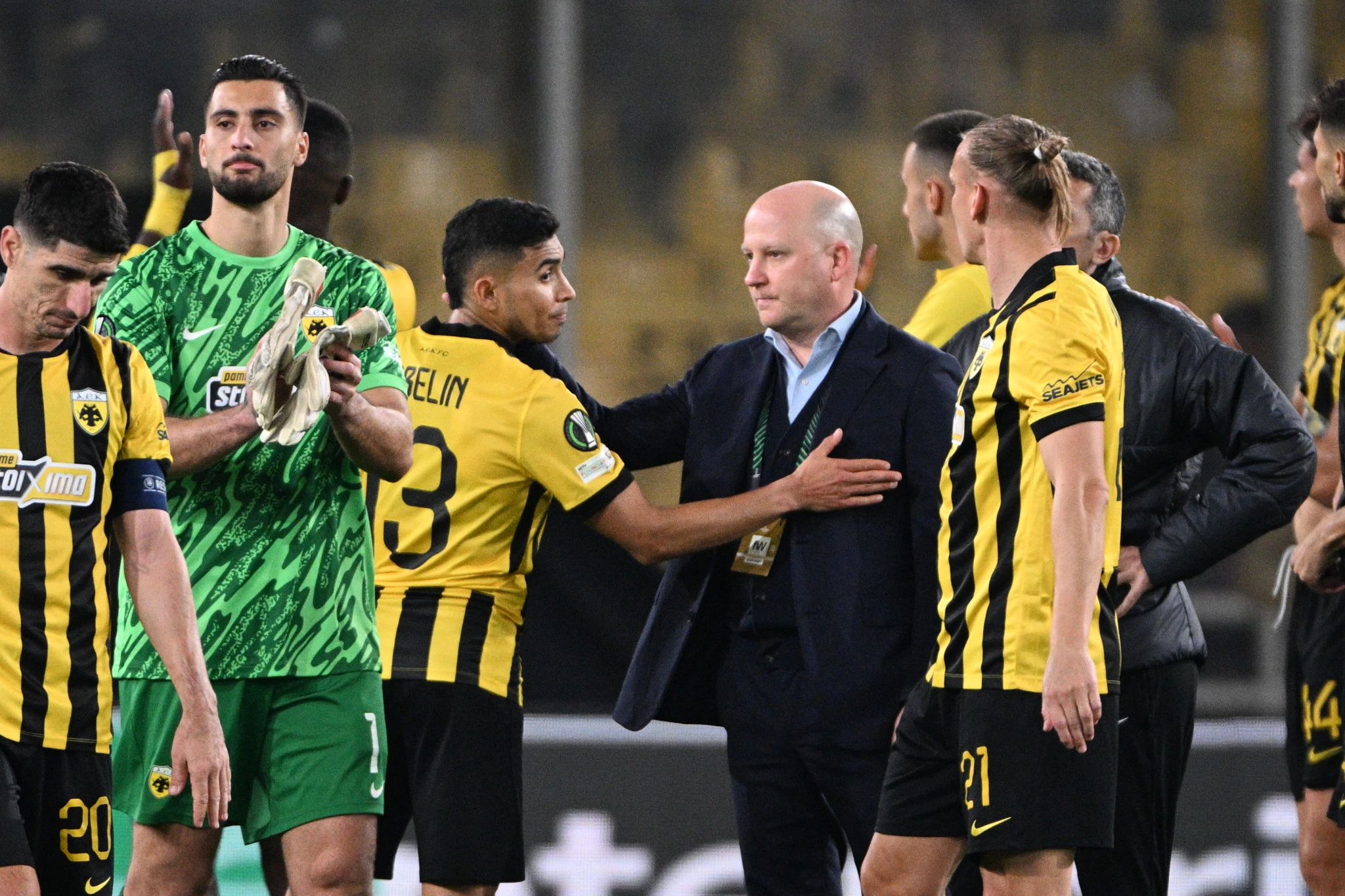 Ο Πινέδα με τον Νίκολιτς /Πηγή: Eurokinissi