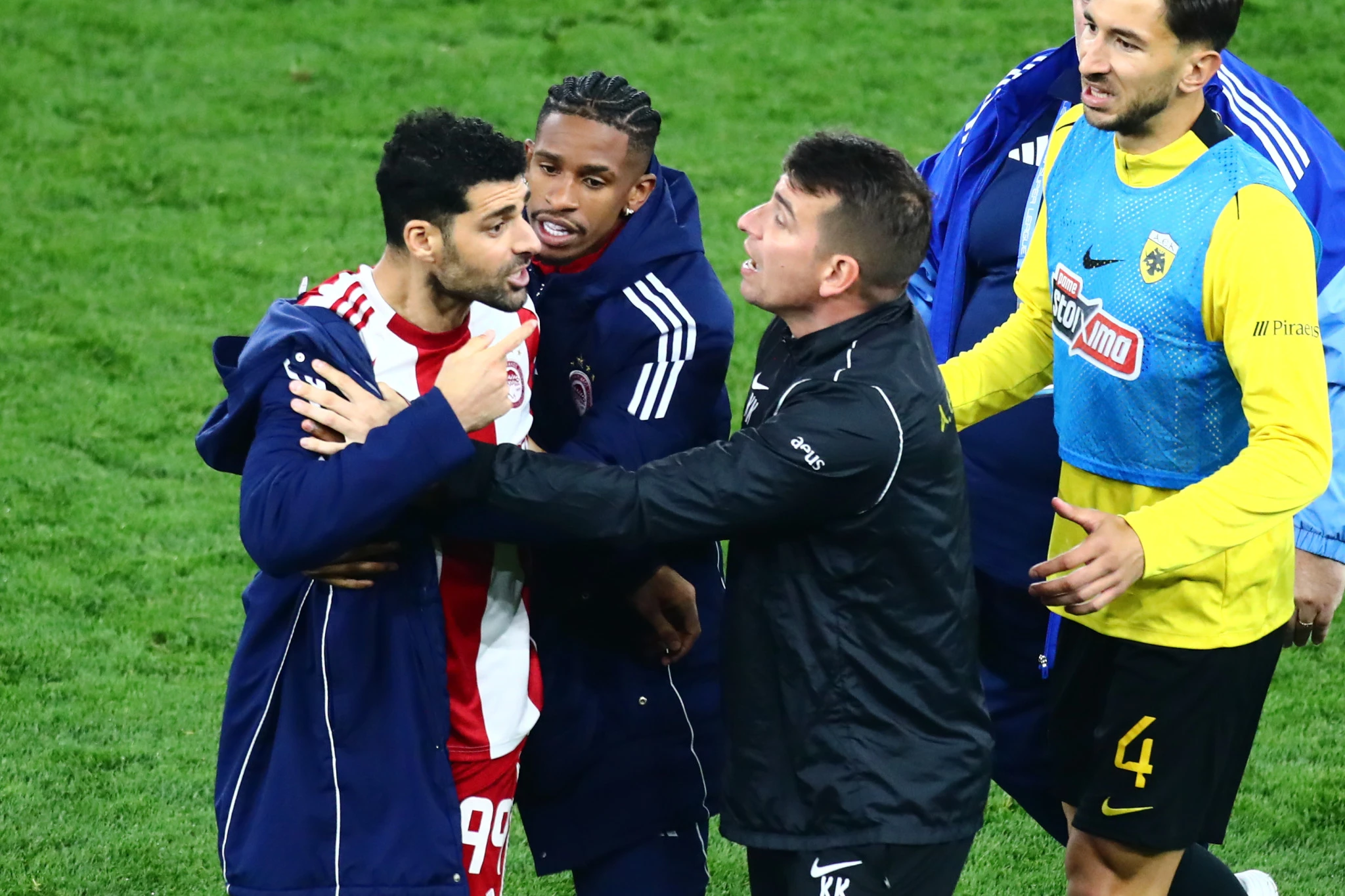 Ένταση στο φινάλε του Ολυμπιακός – ΑΕΚ&nbsp;/ Πηγή:&nbsp;Eurokinissi