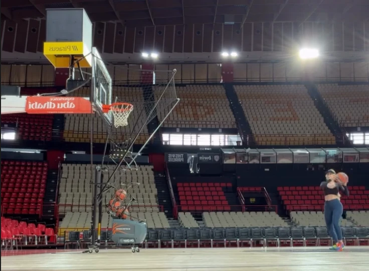 Το Instagram Story της Εστρέλα μέσα απ