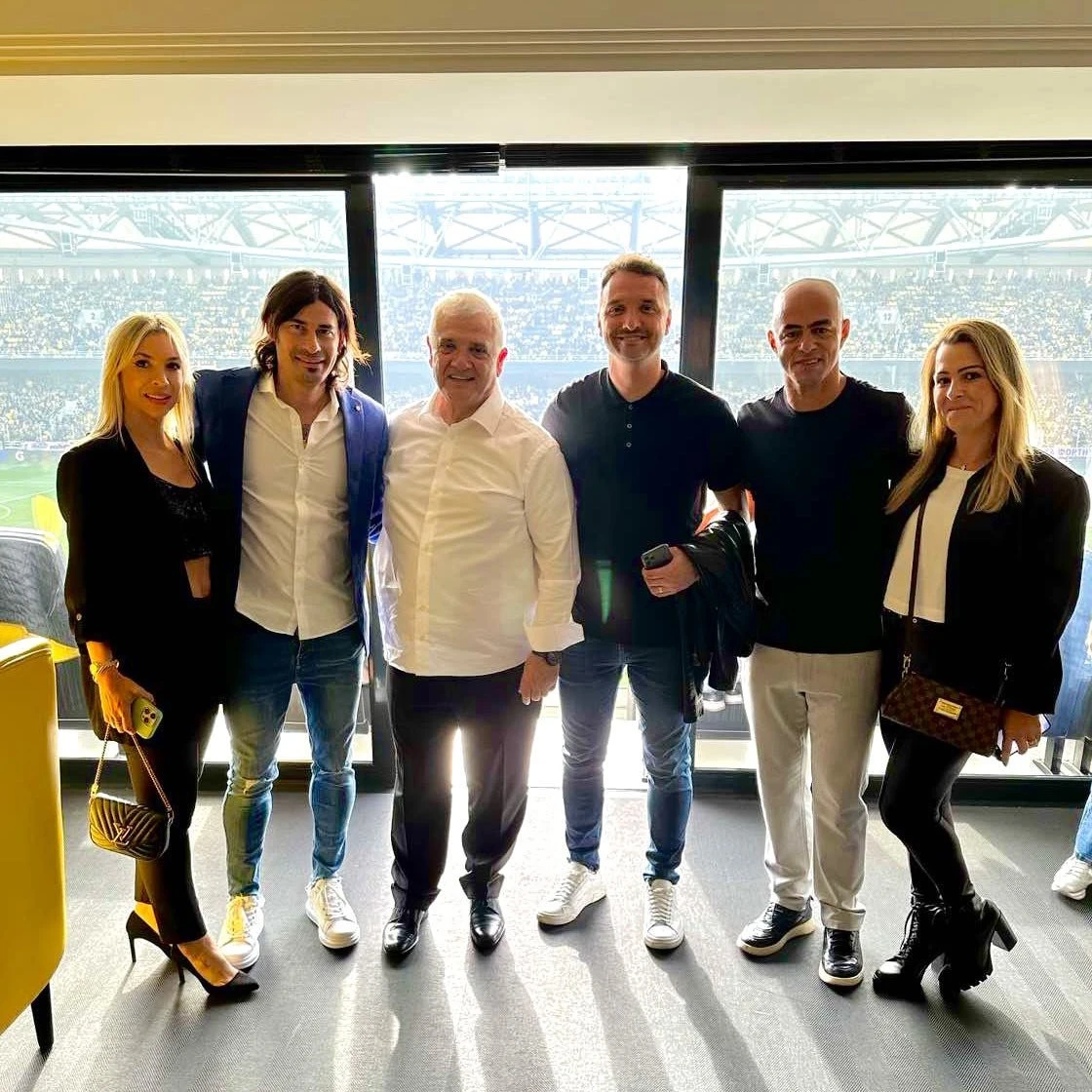 Μπλάνκο, Μελισσανίδης, Μαντούκα και Ζούλιο Σέζαρ την ημέρα της φιέστας της ΑΕΚ για το πρωτάθλημα του 2023