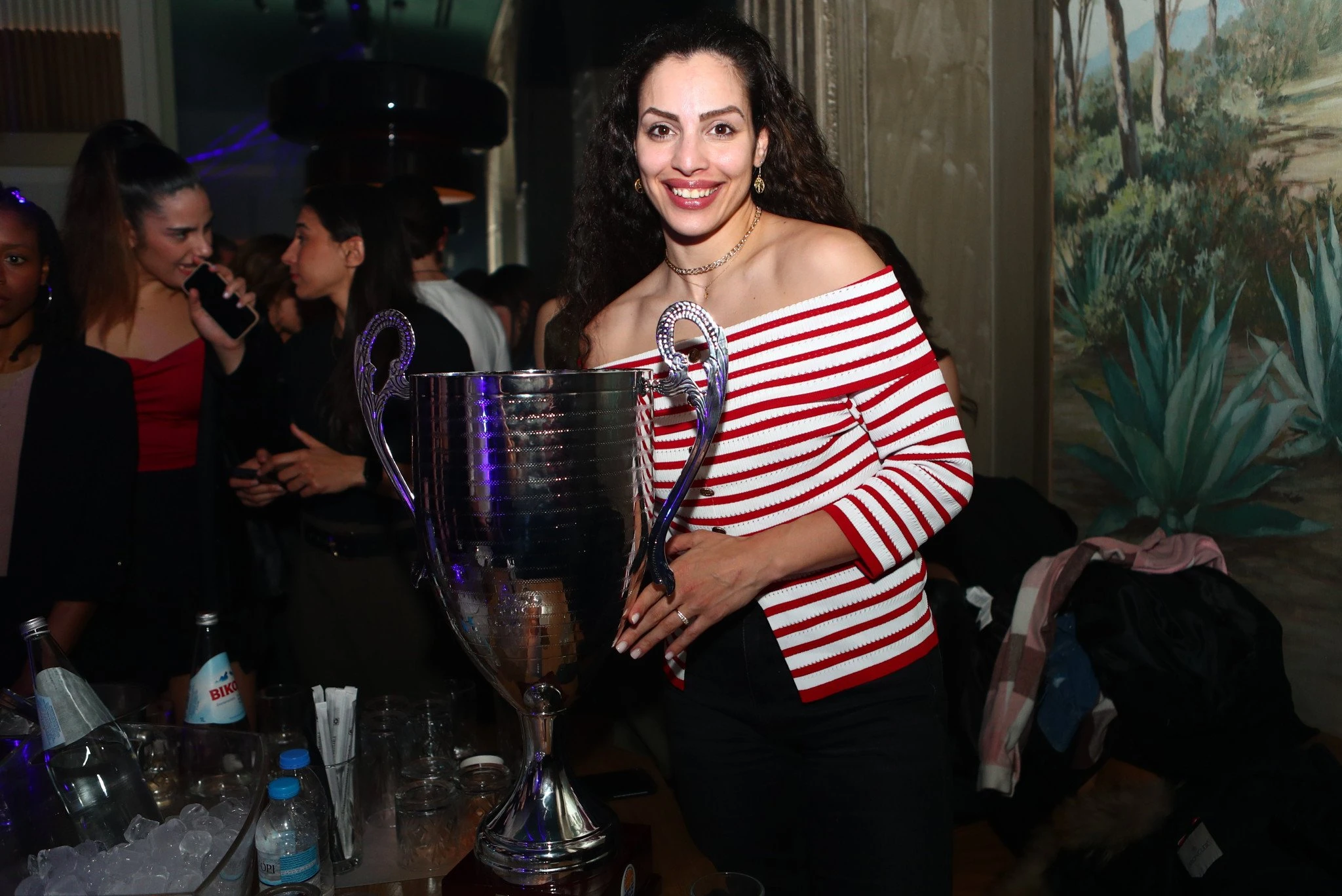 Η Ελεάννα Χριστινάκη με την κούπα