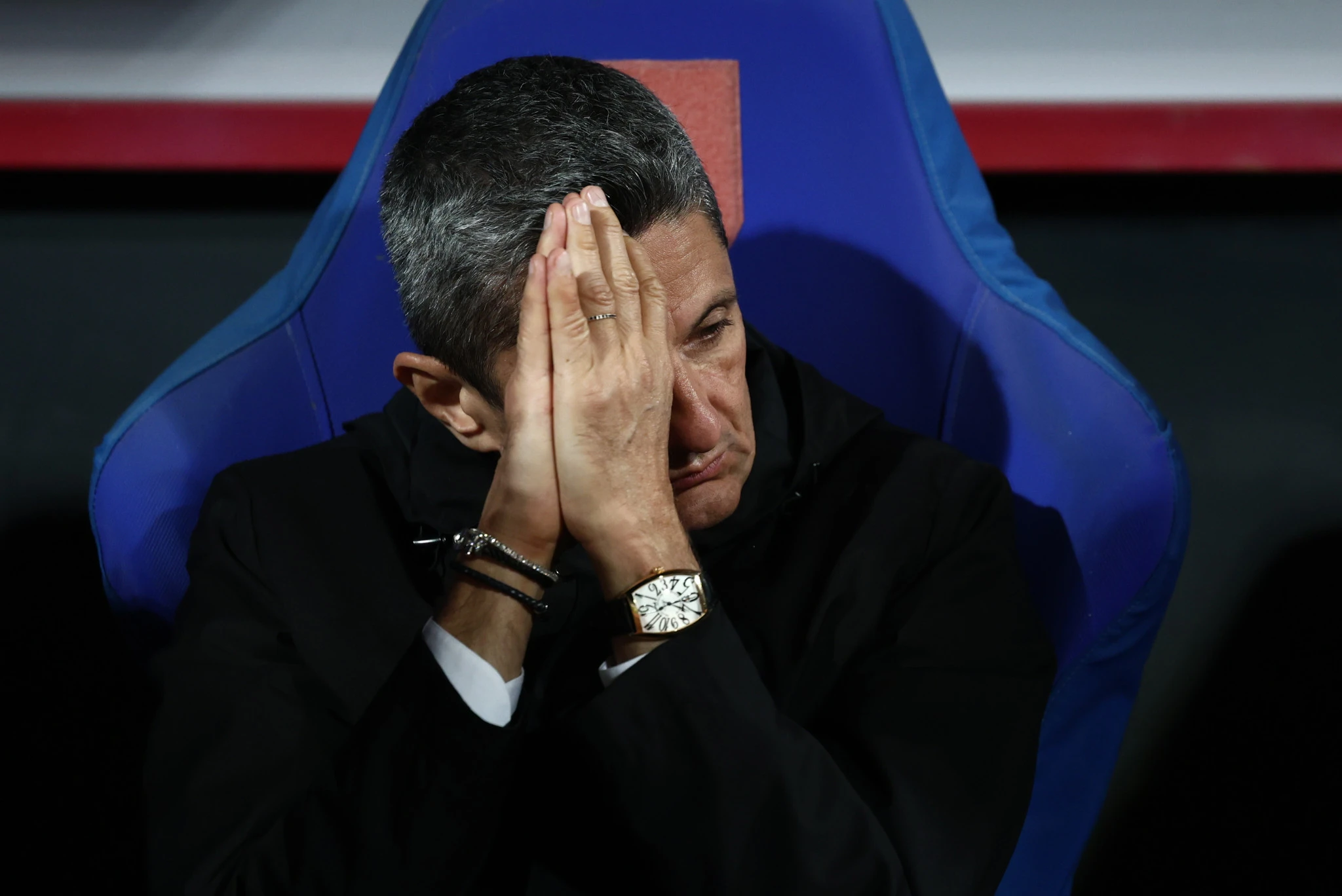 Ο Ραζβάν Λουτσέσκου «σκασμένος» μετά την ήττα του ΠΑΟΚ στον τελικό κυπέλλου / Πηγή: InTime