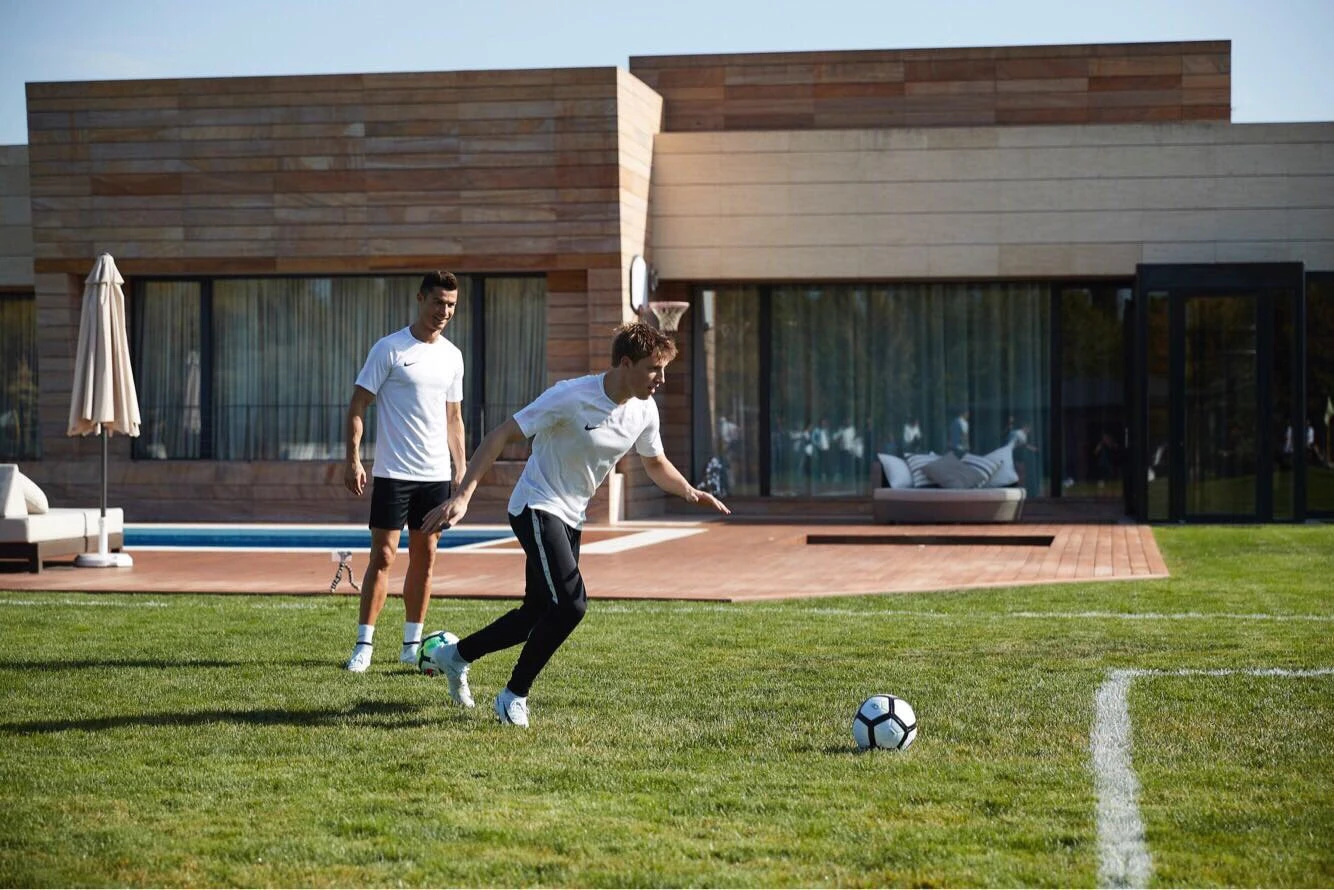 O Χάρι με τον Κριστιάνο Ρονάλντο