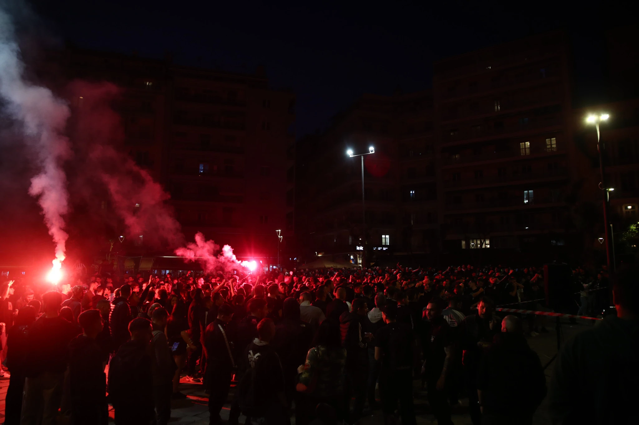 «Χαμός» από τους οπαδούς του ΠΑΟΚ / Πηγή: Eurokinissi