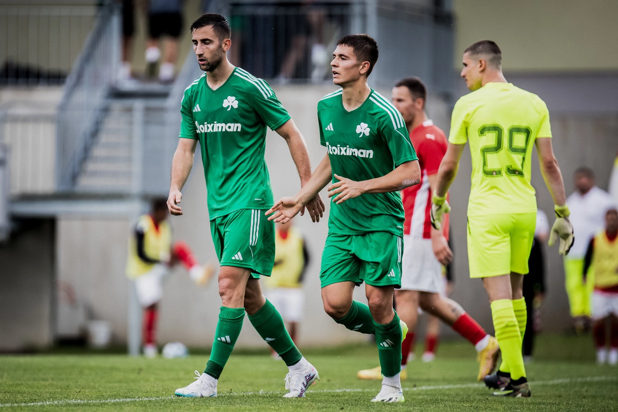 Ο Δημήτρης Καλοσκάμης με τον Σπόραρ στον&nbsp;Παναθηναϊκό/Πηγή: Eurokinissi