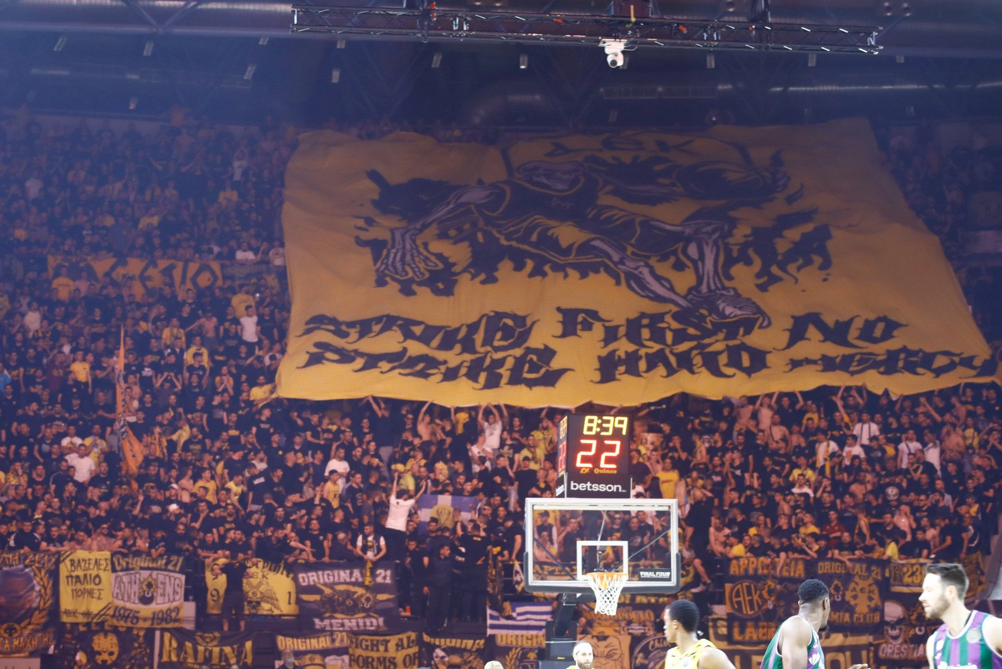 Η κατάμεστη SUNEL Arena θα γίνει «όπλο» στα χέρια της ΑΕΚ / Eurokinissi