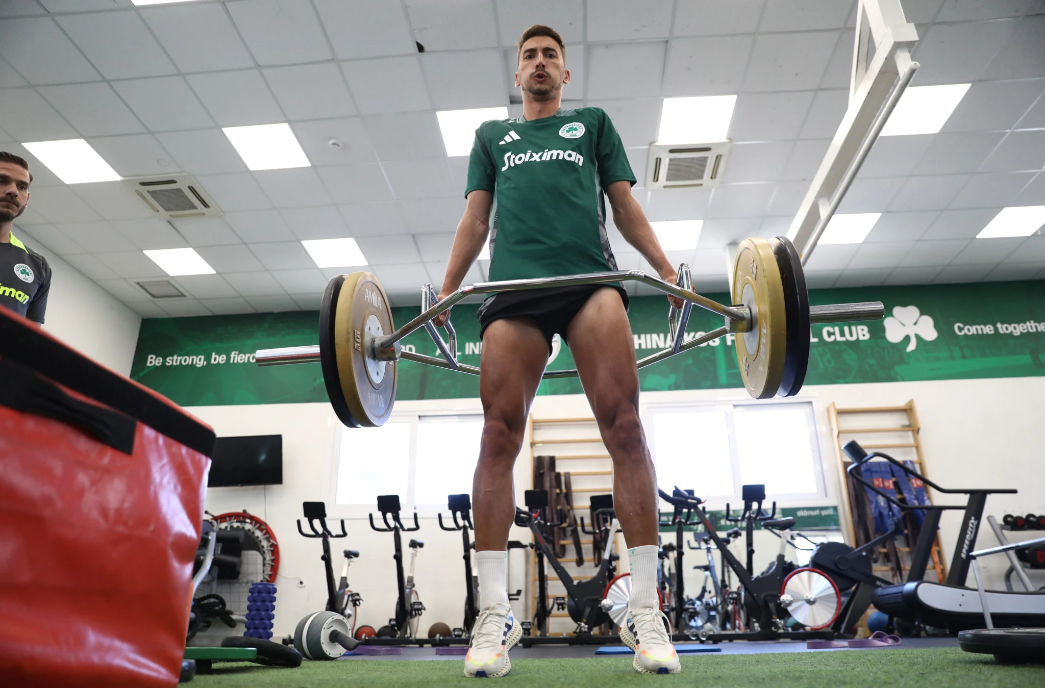 Ο Φίλιπ Τζούριτσιτς και οι συμπαίκτες του στον Παναθηναϊκό «μπαίνουν» από σήμερα στη σεζόν 2025/26 με τις ιατρικές κι εργομετρικές εξετάσεις στο «Γ. Καλαφάτης» - ΠΗΓΗ: ΙΝΤΙΜΕ