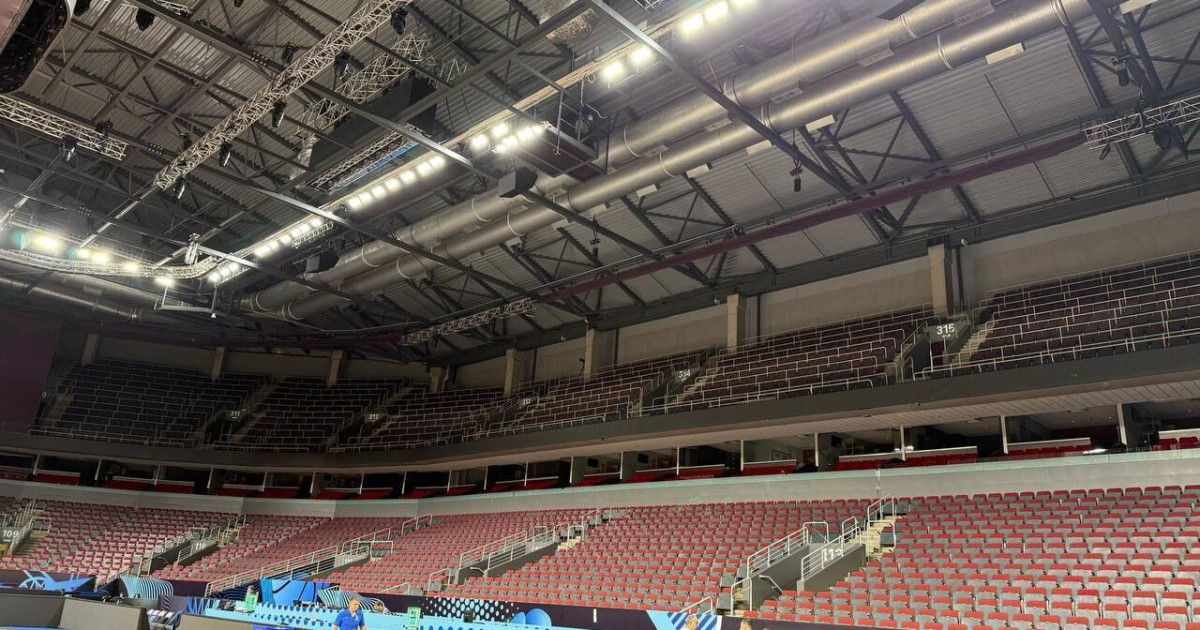 Άνοιξε και η πάνω κερκίδα στην Xiaomi Arena: Πάνω από 6.000 οι ...