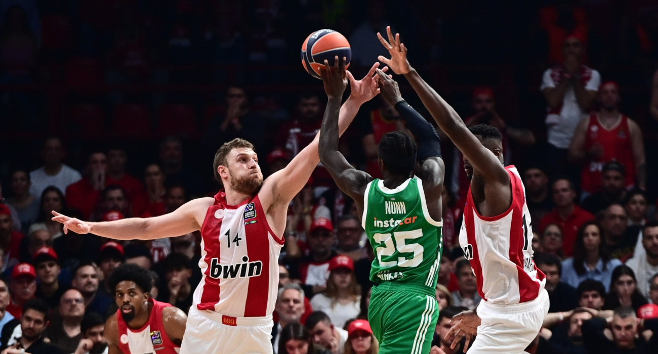 Ο Κέντρικ Ναν με τον Σάσα Βεζένκοφ, Πηγή: Eurokinissi