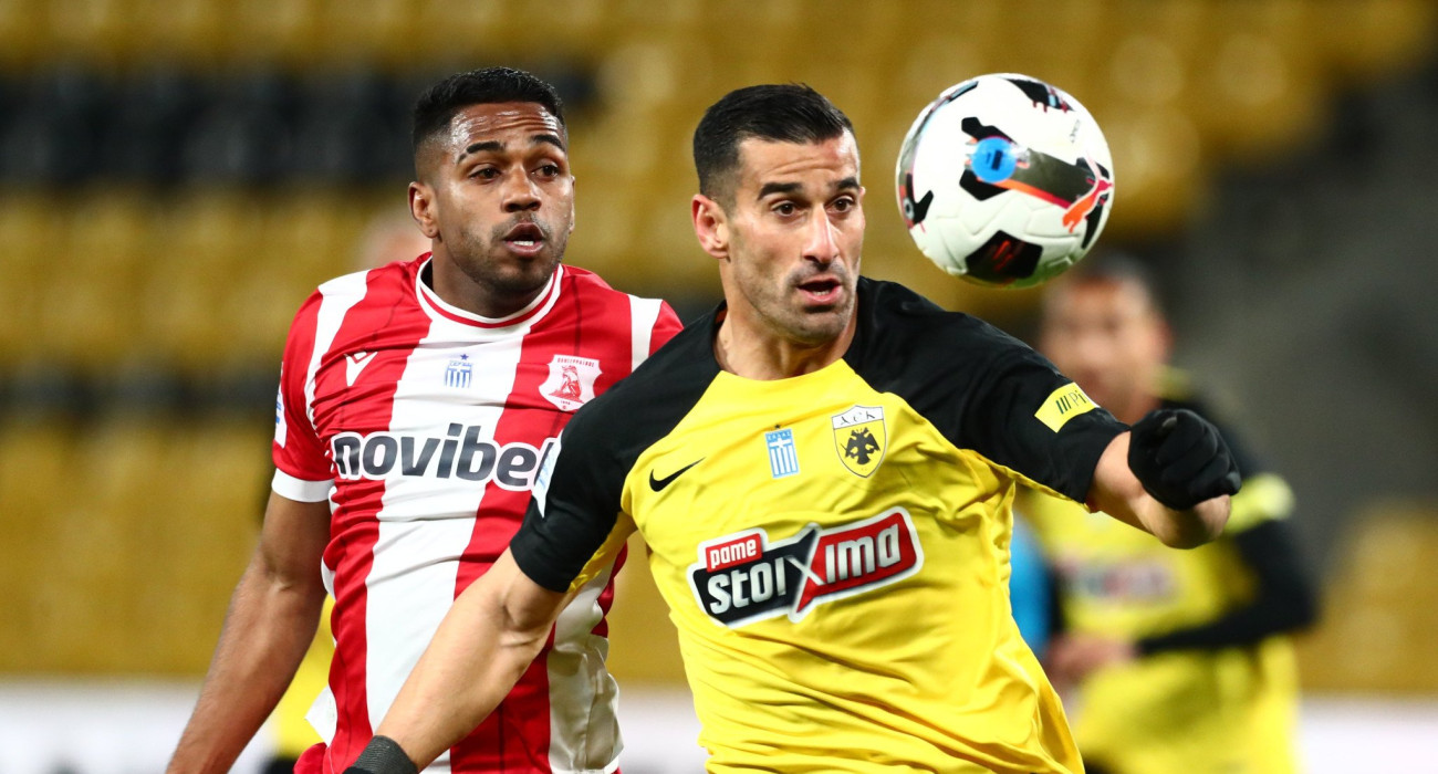 Ο Εσχάν Χατζισαφί σε αναμέτρηση της ΑΕΚ με τον Πανσερραϊκό / Πηγή: Eurokinissi