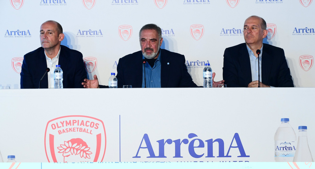 Τσάκος: «Για μας δεν υπάρχει μεγαλύτερη τιμή - Για τον Ολυμπιακό γινόμαστε και του γλυκού νερού»