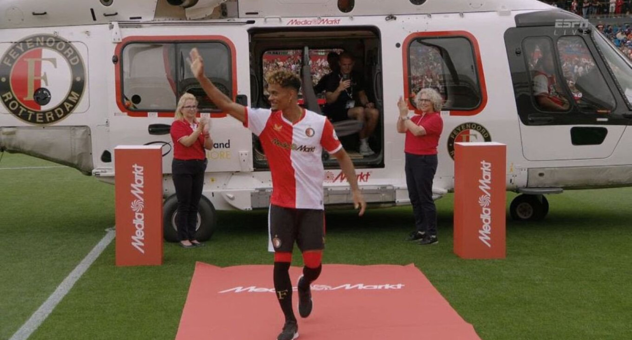 Ο Γκονζάλο Μπόρχες στην άφιξή του με ελικόπτερο / Screenshot