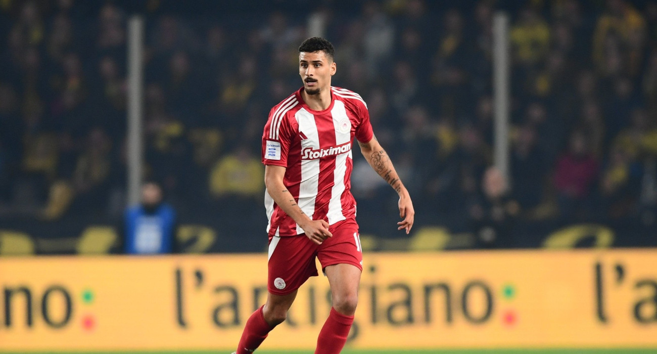 Ο Νταβίντ Κάρμο με τον Ολυμπιακό / Πηγή: Eurokinissi