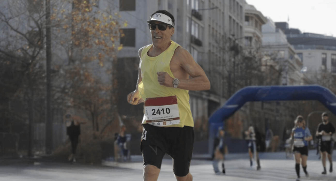 Η ena athletics υποδέχεται τον Κωνσταντίνο – Ντιν Kαρνάζη ως Παγκόσμιο Πρεσβευτή