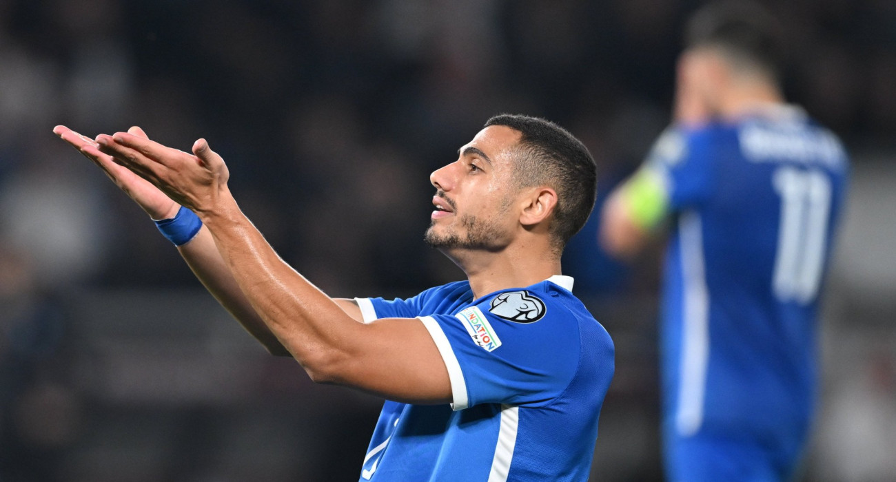 Ο Γιώργος Γιακουμάκης με την Εθνική Ελλάδας/Πηγή: Eurokinissi