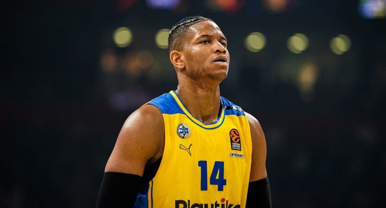 Στον... αέρα η μεταγραφή του Ριβέρο στον Ερυθρό Αστέρα