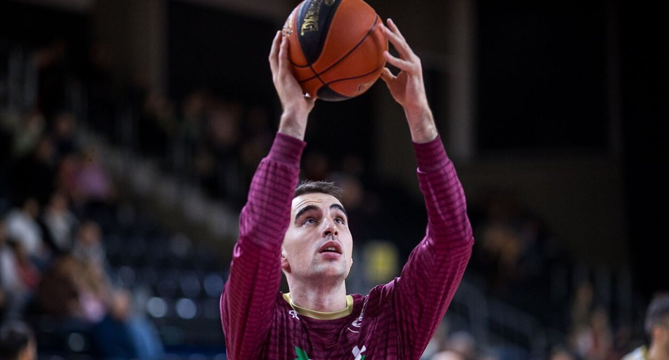 Τι ισχύει με το διαβατήριο του Πετσάρσκι και οι προχωρημένες επαφές της ΑΕΚ Betsson