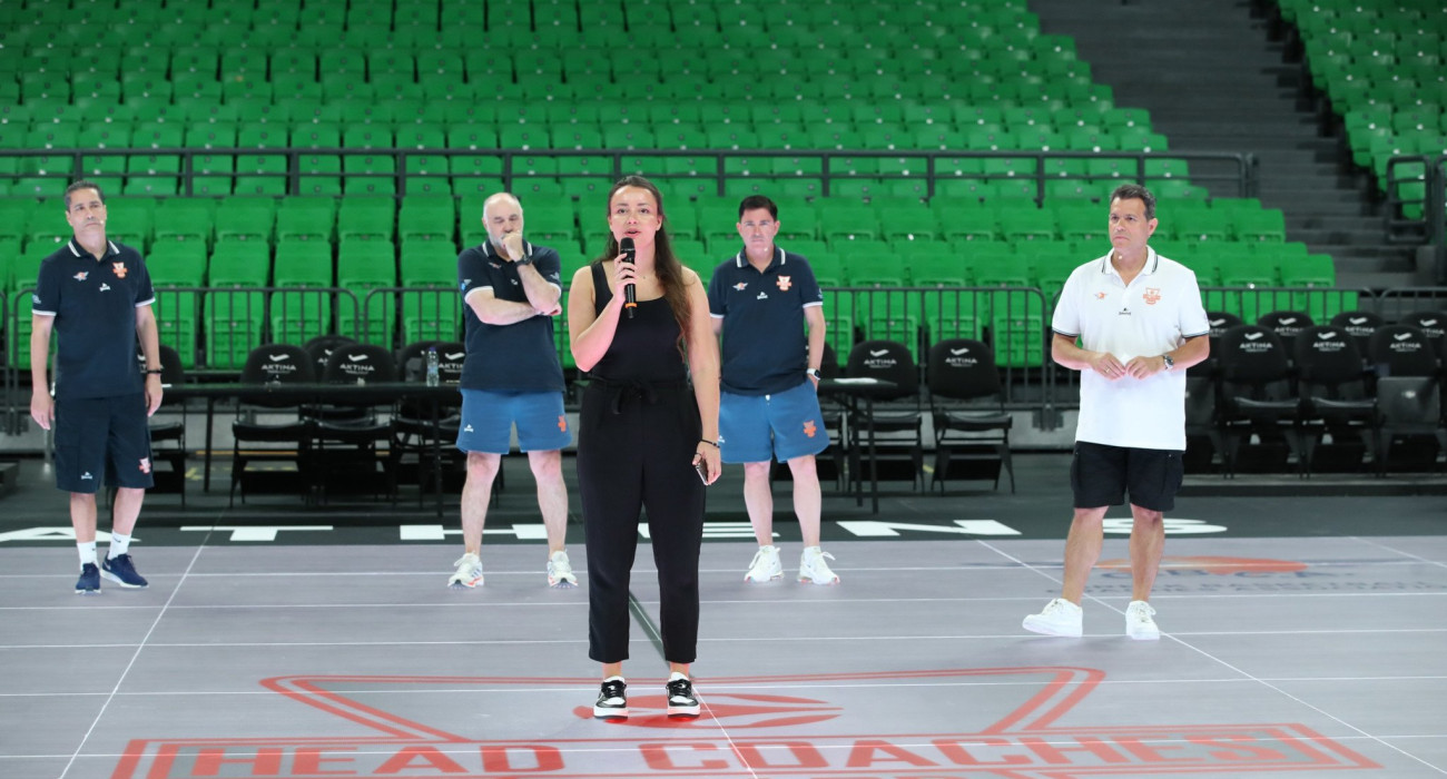 Η Γέλενα Τοντόροβιτς στο συνέδριο προπονητών της EuroLeague στο ΟΑΚΑ / Πηγή: Intime