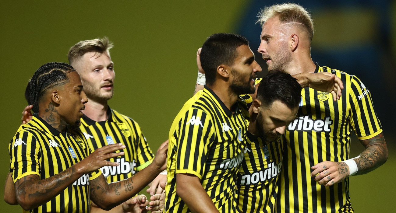 Οι παίκτες του Άρη πανηγυρίζουν, Πηγή: Eurokinissi