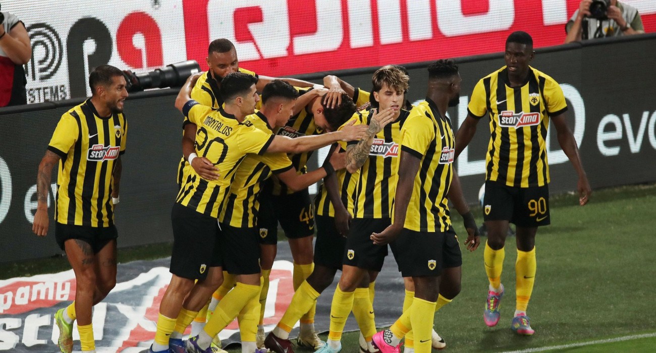 Η ΑΕΚ πανηγυρίζει / Πηγή: Intime