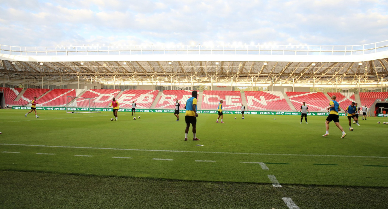 Το γήπεδο στο Ντέμπρετσεν /Πηγή: Intime