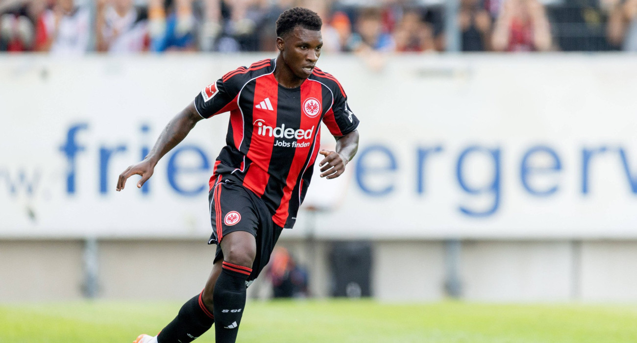 Ο Αουρέλιο Μπούτα σε παιχνίδι της Άιντραχτ Φρανκφούρτης/Πηγή: Imago