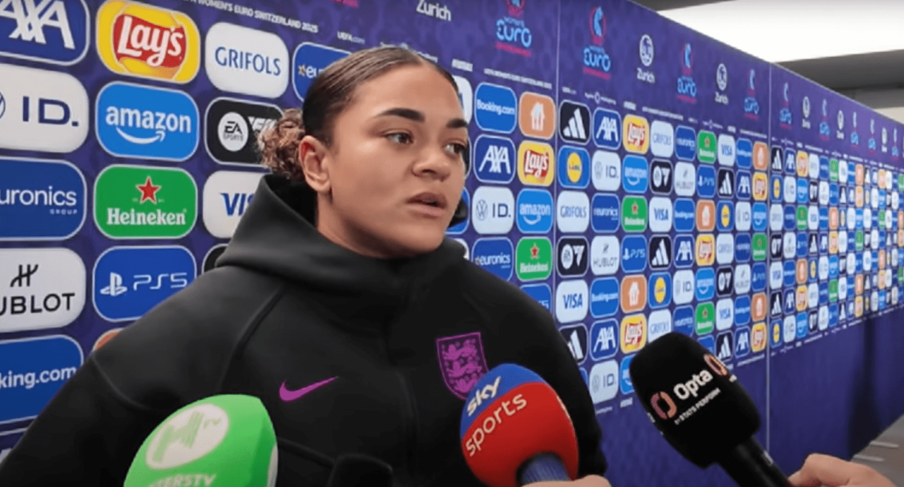 Η παίκτρια της εθνικής Αγγλίας, Τζες Κάρτερ / Screenshot