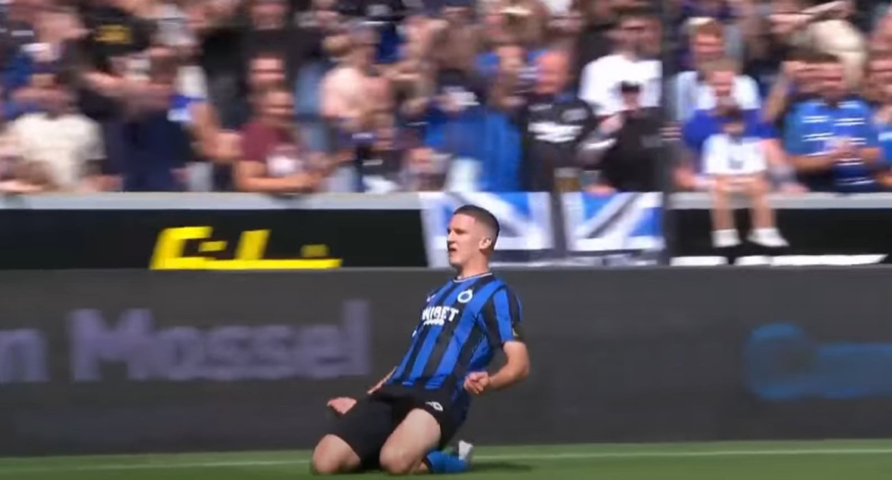 Ο Χρήστος Τζόλης πανηγυρίζει γκολ που πέτυχε/ Screenshot