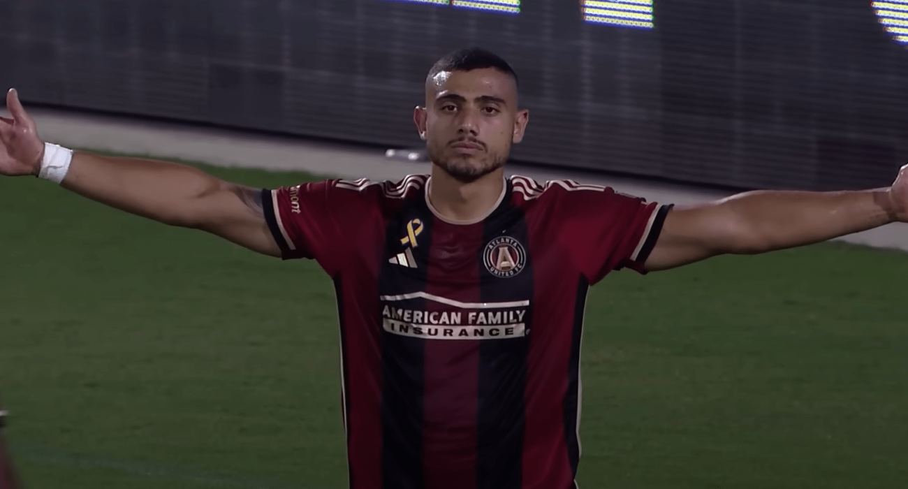 Ο Γιώργος Γιακουμάκης πανηγυρίζει με την Ατλάντα Γιουνάιτεντ / Screenshot