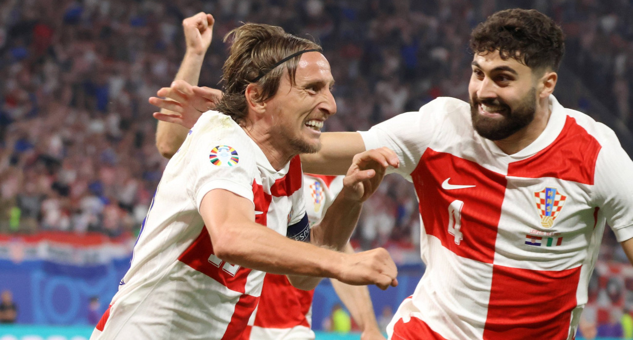 Οι Μόντριτς και Γκβάρντιολ πανηγυρίζουν / Πηγή: Imago