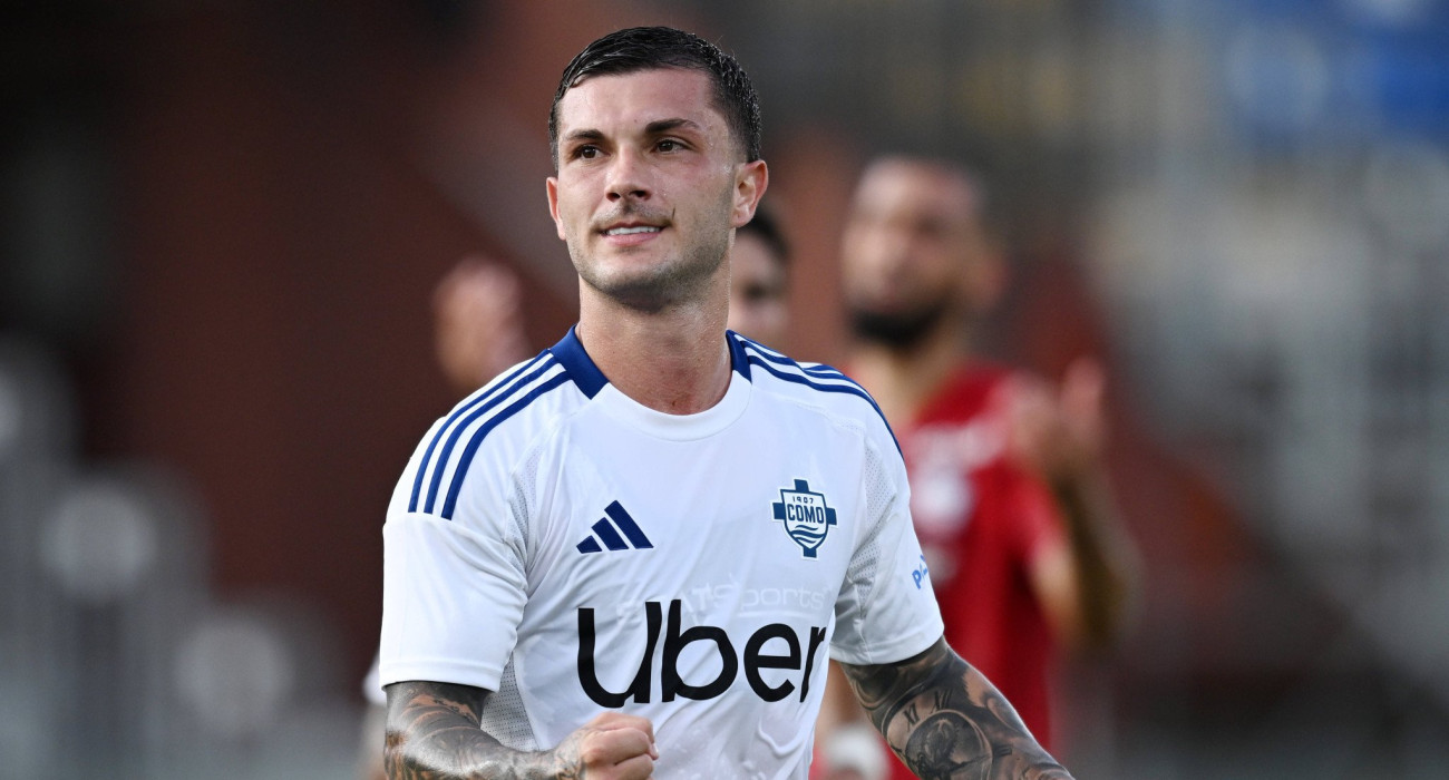 Ο Γκάμπριελ Στρεφέτσα με τη φανέλα της Κόμο / Πηγή: Imago