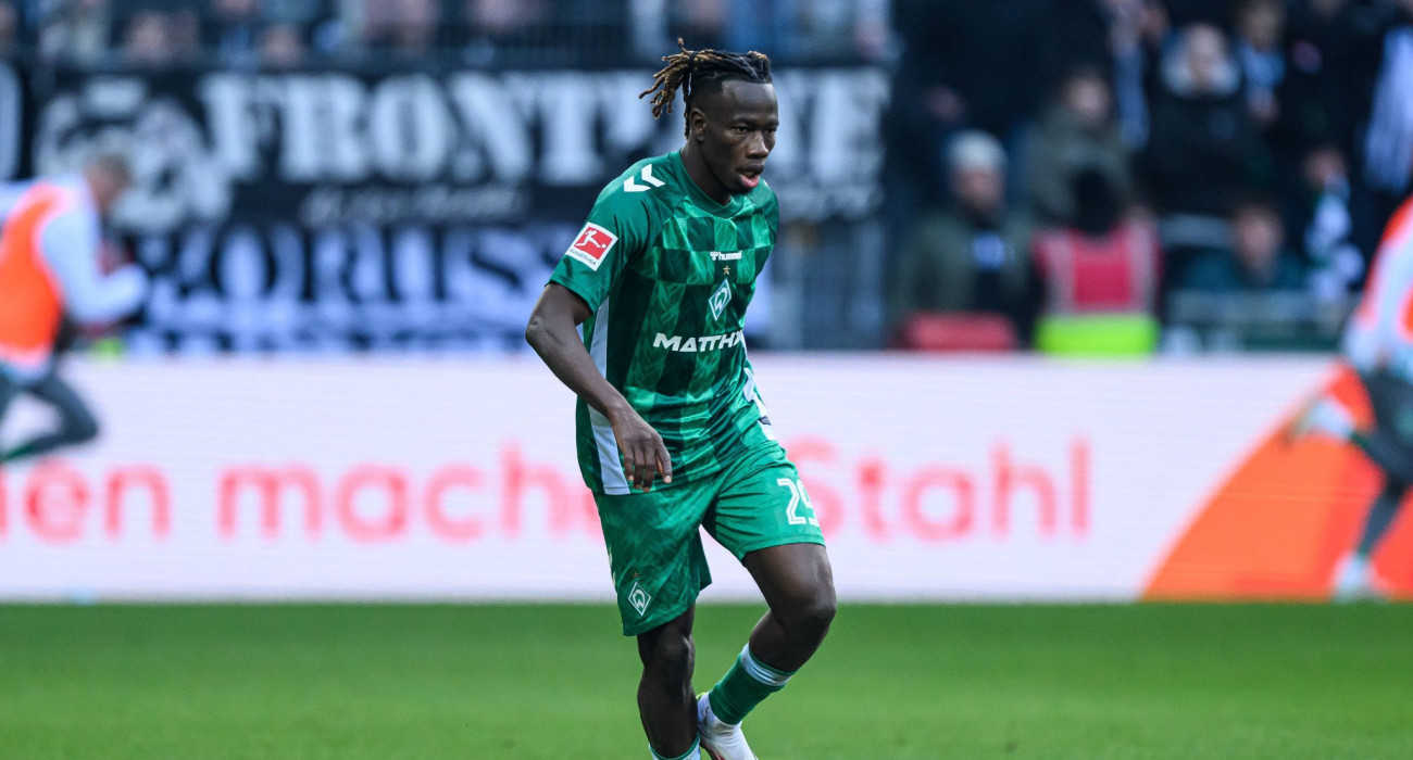 Ο Ισά Καμπορέ με τη φανέλα της Βέρντερ Βρέμης/Πηγή: Imago