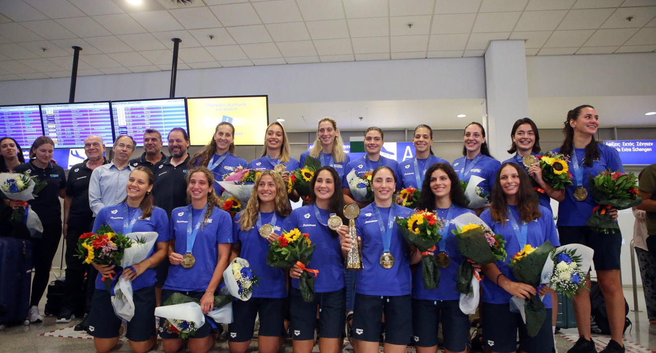 Επέστρεψαν στην Αθήνα τα «χρυσά» κορίτσια του πόλο