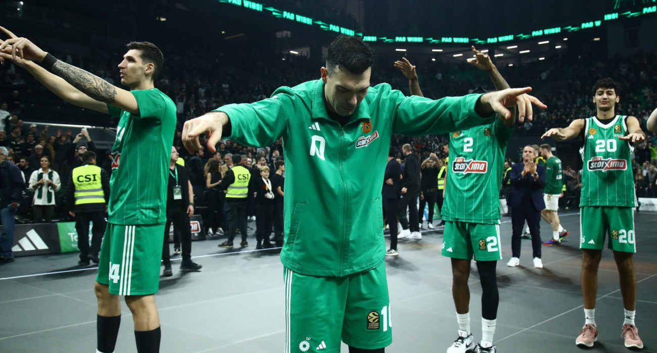 Μια γαλανόλευκη ραχοκοκαλιά με μπροστάρη τον Σλούκα