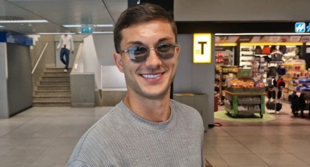 Ο Γκάμπριελ Στρεφέτσα στο αεροδρόμιο / Πηγή: https://gianlucadimarzio.com