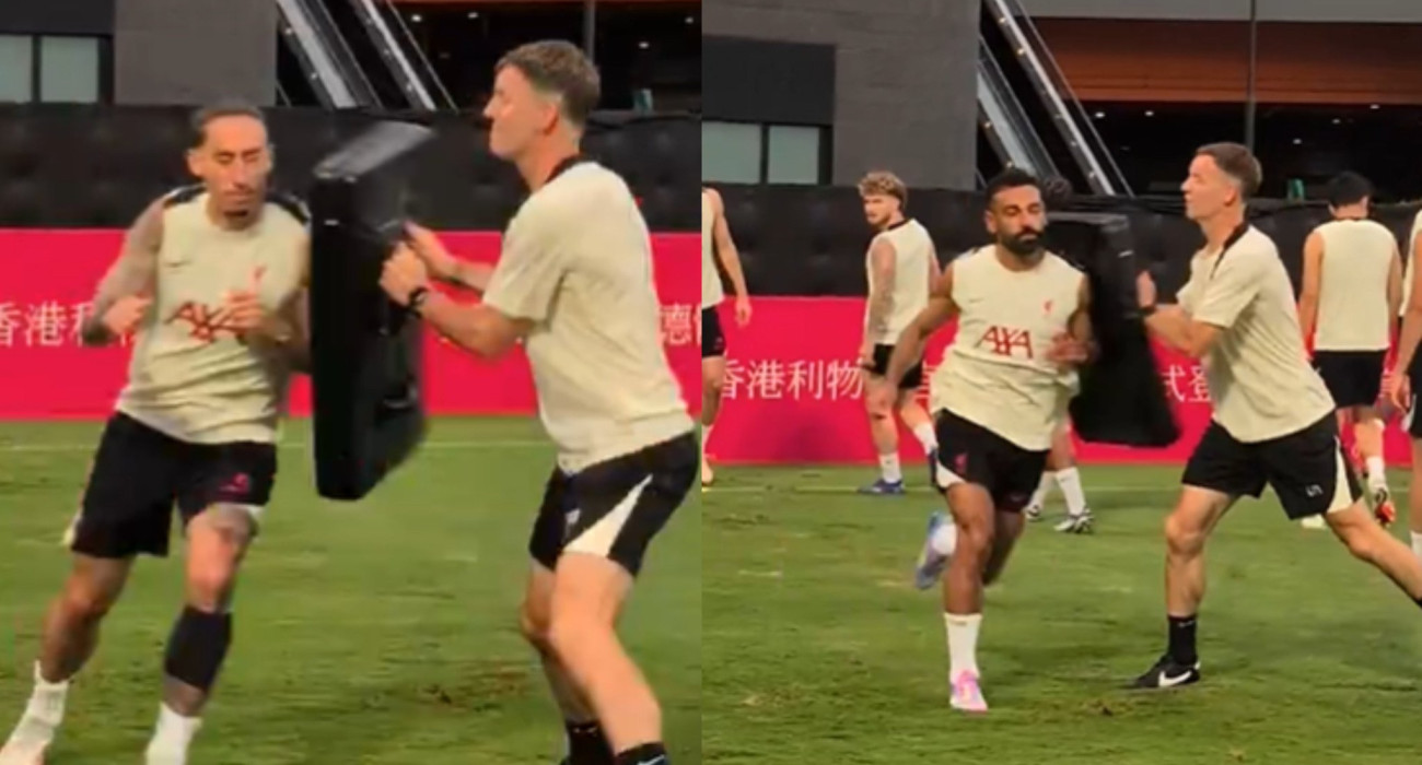 Ο Κώστα Τσιμίκας και ο Μοχάμεντ Σαλάχ στην προετοιμασία της Λίβερπουλ / Screenshot