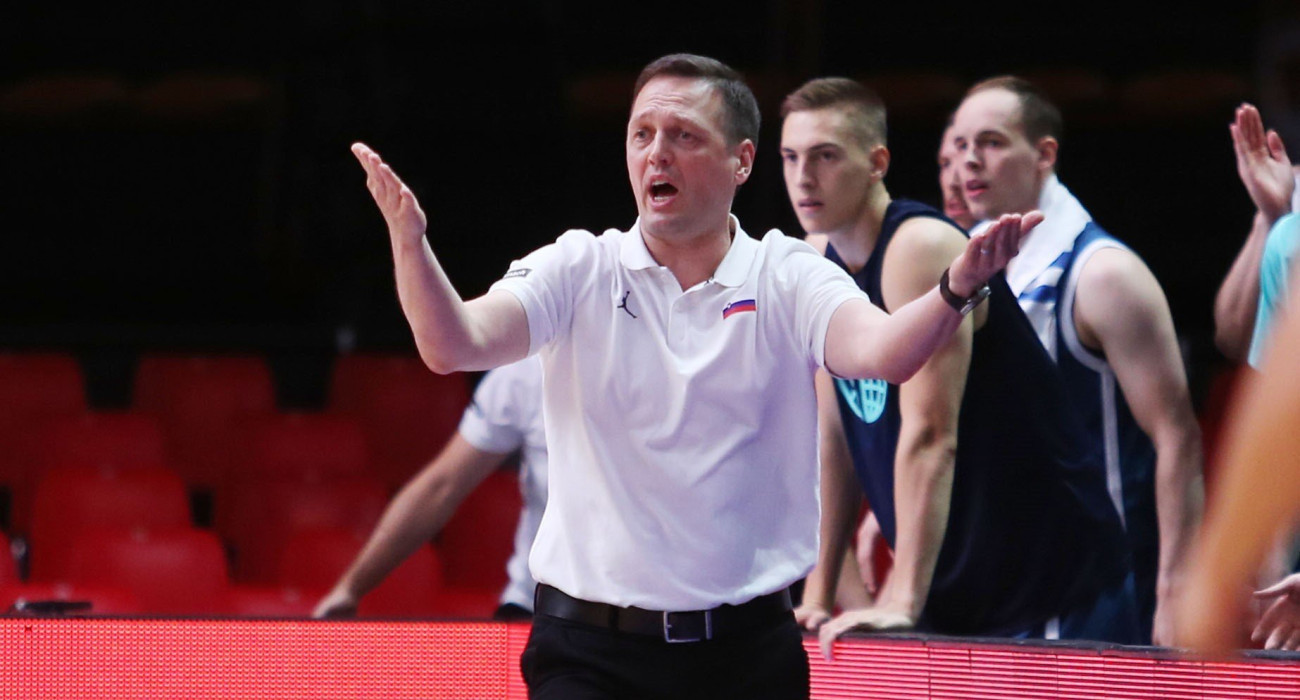 Ο Αλεξάντερ Σέκουλιτς στον πάγκο της Εθνικής Σλοβενίας - Πηγή: ΙΝΤΙΜΕ