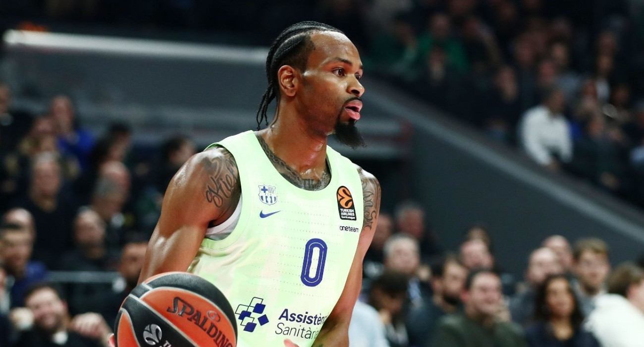 Ο Κέβιν Πάντερ με τη φανέλα της Μπαρτσελόνα/Πηγή: Intime