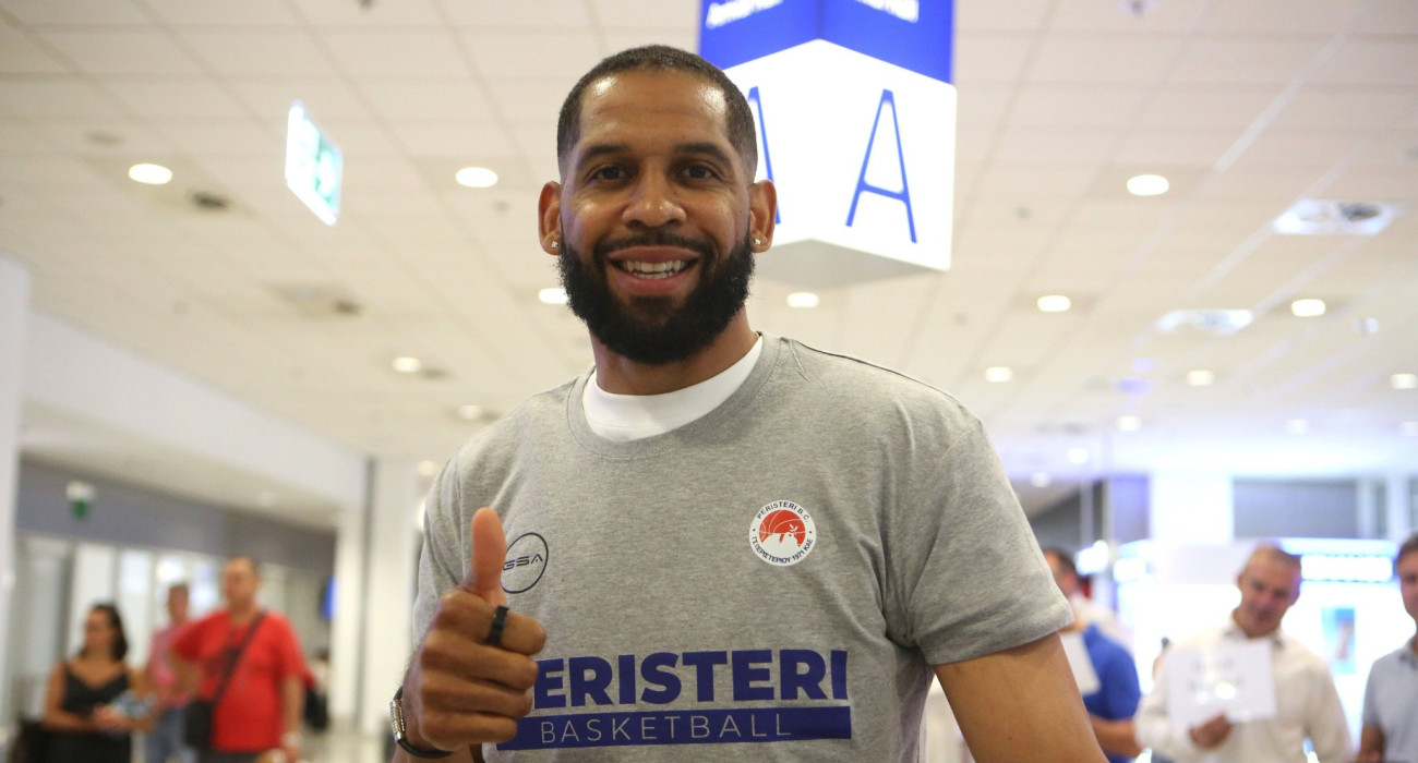 Ο Σι Τζέι Χάρις/Πηγή: Intime