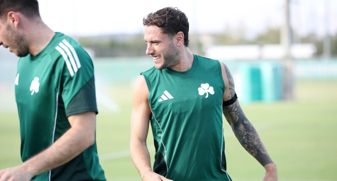 Ο Νταβίντε Καλάμπρια στην πρώτη του προπόνηση με τον Παναθηναϊκό / Πηγή: Intime