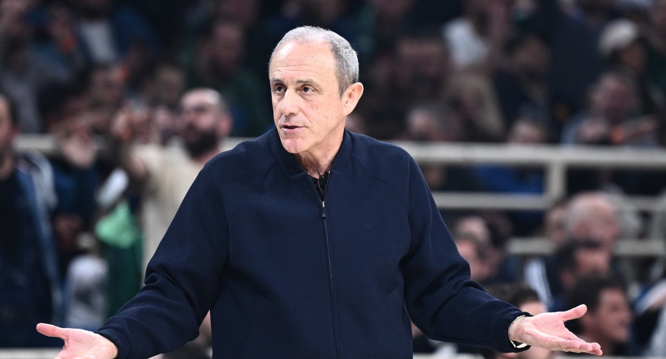 Ο Έτορε Μεσίνα στον πάγκο της Μιλάνο, Πηγή: Eurokinissi