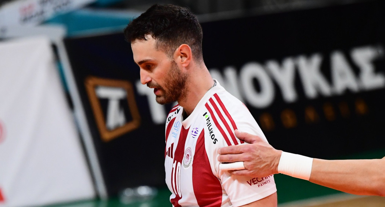 Ο Ραφαήλ Κουμεντάκης στον αγώνα του Ολυμπιακού με τον Μίλωνα για τη Volley League 2024-2025 / Πηγή: Eurokinissi