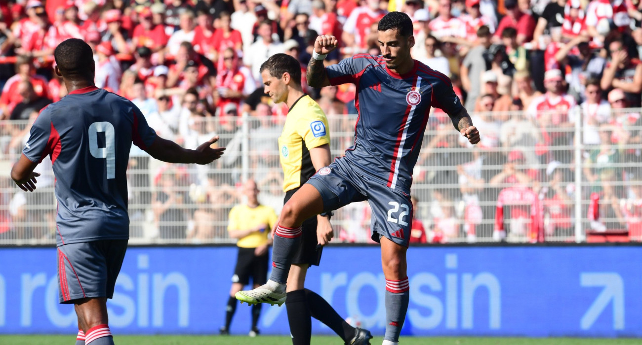 Ο Τσικίνιο πανηγυρίζει το γκολ του απέναντι στην Ουνιόν Βερολίνου / Πηγή: Eurokinissi