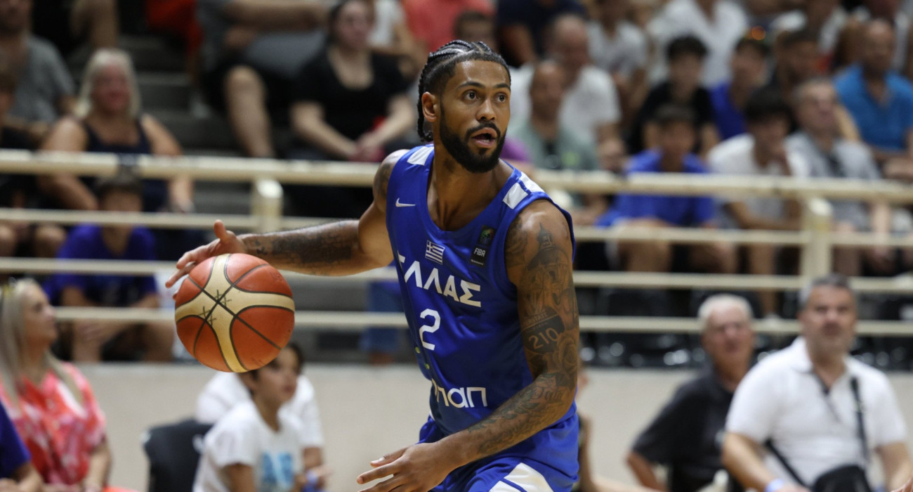 Ο Τάιλερ Ντόρσεϊ με την Εθνική ομάδα / Πηγή: Eurokinissi