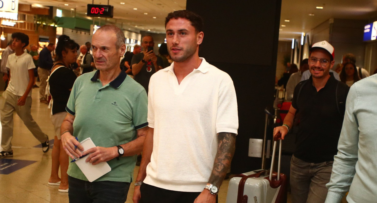 Έφθασε ο Καλάμπρια λίγο μετά τα μεσάνυχτα - Ξεκινά το κεφάλαιο Παναθηναϊκός για τον Ιταλό