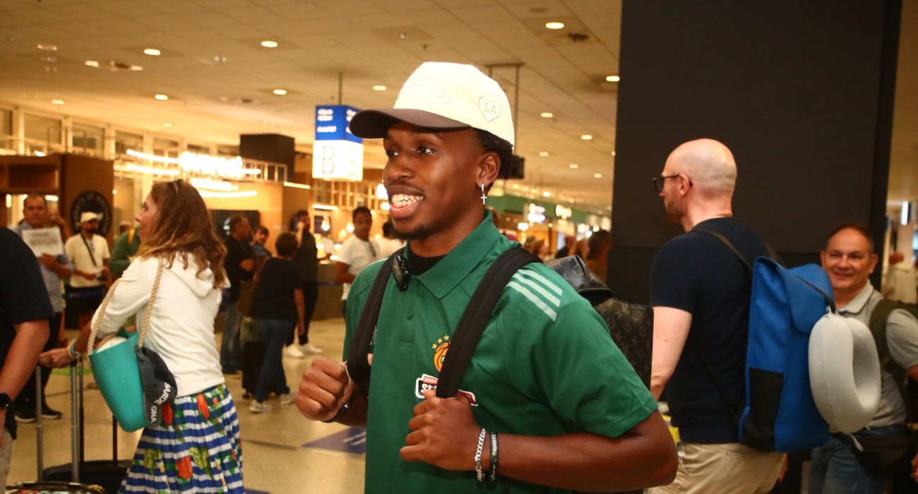 Ο Τι Τζέι Σορτς στην άφιξη του στην Αθήνα, Πηγή: Eurokinissi