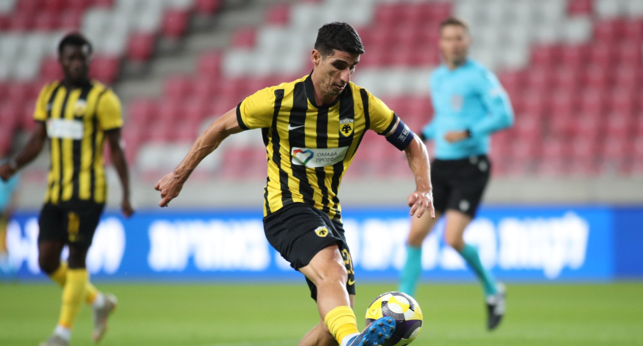 Ο Πέτρος Μάνταλος στο Χάποελ Μπερ Σεβά-ΑΕΚ / Πηγή: Eurokinissi