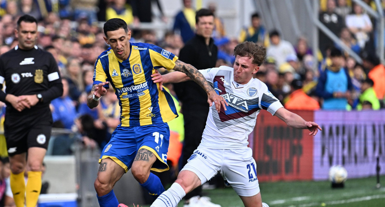 Ο Σαντίνο Αντίνο σε μονομαχία με αντίπαλό του /Πηγή: Getty Images